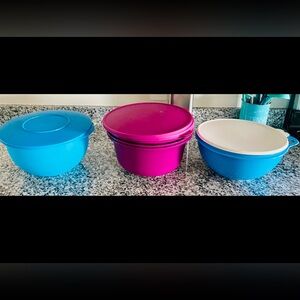 Tupperware LOT - Brand New! 5 Large Bowls With Lids - Purple and Blue